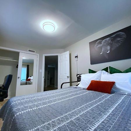 *New* The Cozy Haven, 5 Minutes To Atl Airport Apartment Атланта Екстериор снимка