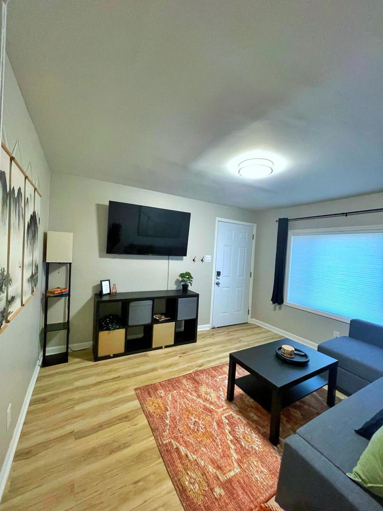 *New* The Cozy Haven, 5 Minutes To Atl Airport Apartment Атланта Екстериор снимка
