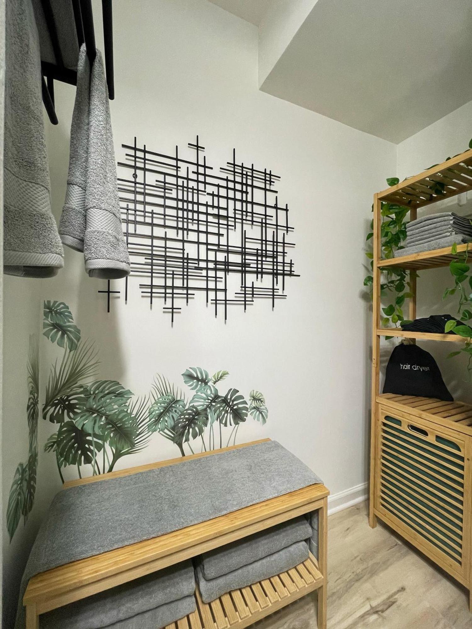 *New* The Cozy Haven, 5 Minutes To Atl Airport Apartment Атланта Екстериор снимка