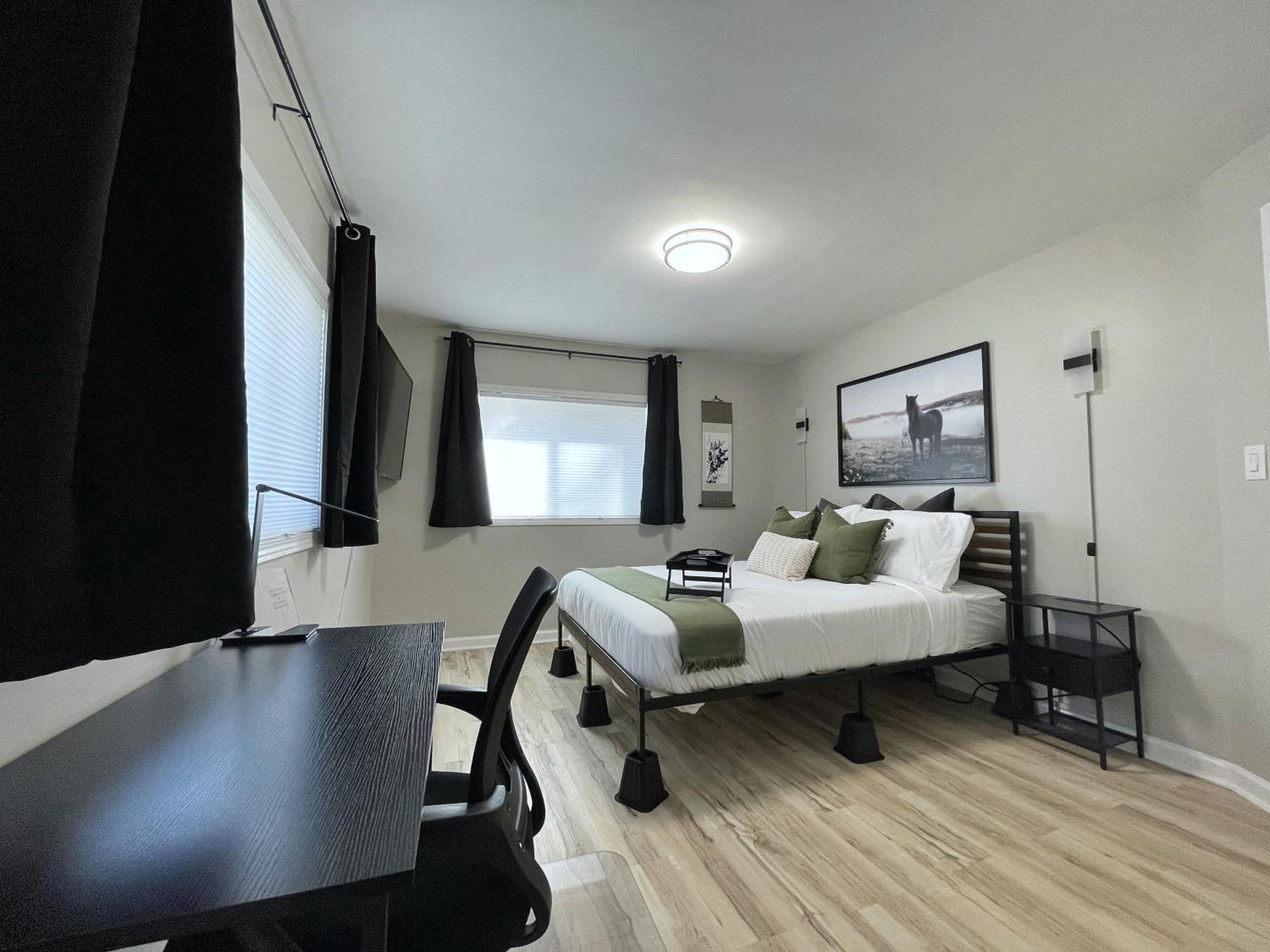 *New* The Cozy Haven, 5 Minutes To Atl Airport Apartment Атланта Екстериор снимка